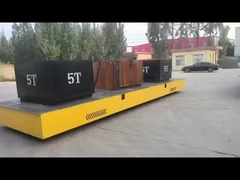 Elektro-Transferkarren drehen sich nach vorn nach hinten nach links nach rechts nach vorn